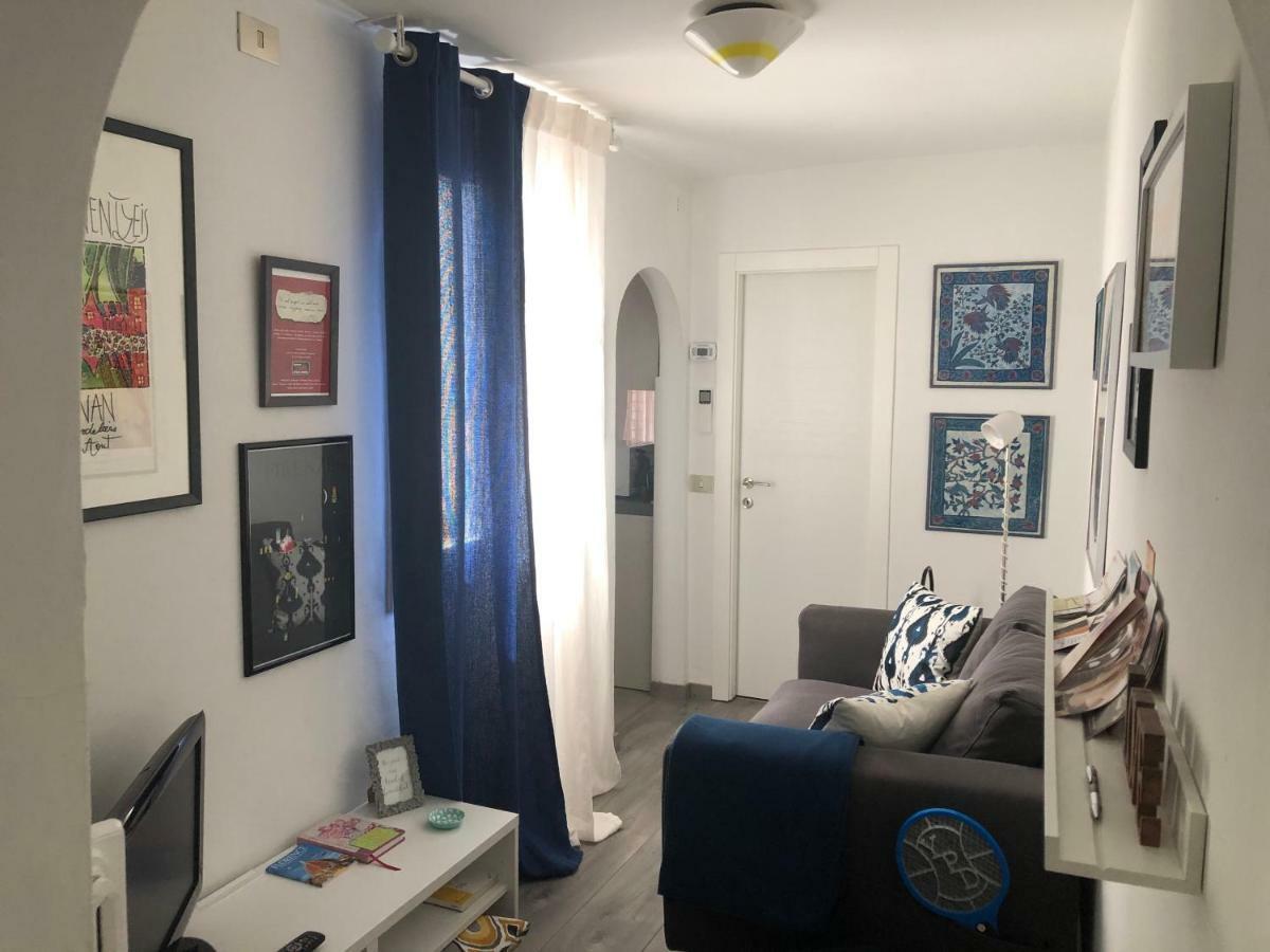 Appartamento Firenze Centro Amorino Con Terrazzo Luaran gambar