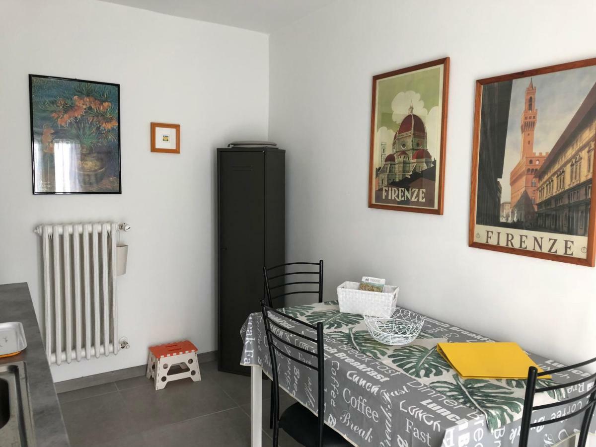 Appartamento Firenze Centro Amorino Con Terrazzo Luaran gambar