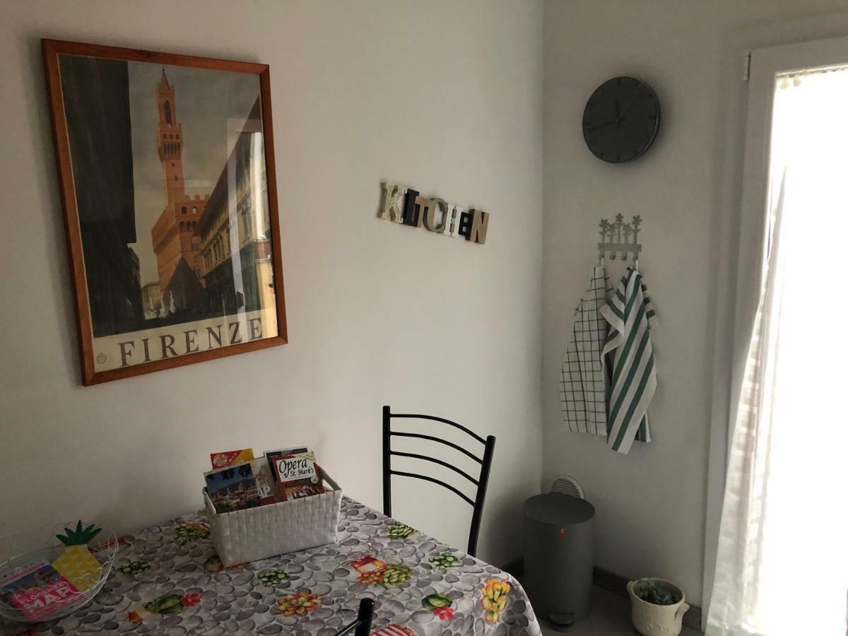 Appartamento Firenze Centro Amorino Con Terrazzo Luaran gambar